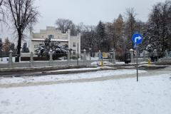 Zasniezony-parking-Slowackiego-10