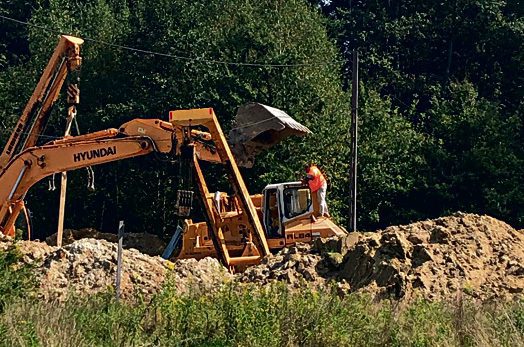 Budowa-gazociagu-w-Pogorskiej-Woli.jpg Budowa gazociagu w Pogorskiej Woli