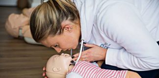 Jak pomoc najmlodszym