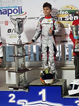 Kajetan Gawron na podium Karting informacja