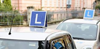 Kto najlepiej uczy jezdzic