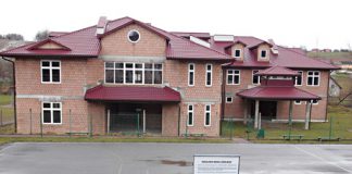 Niekonczaca sie budowa