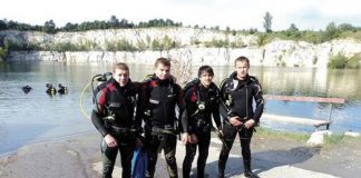 Ochotnicy pod woda