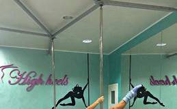 Pole dance