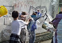 Tradycja Lanego Poniedziałku: czy posypią się mandaty? Smigus dyngus