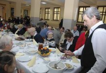 Wigilia dla kilkuset osob