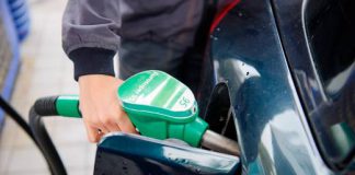 Za ile zatankujemy w wakacje