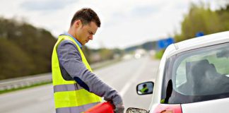 co robia piesi na autostradzie