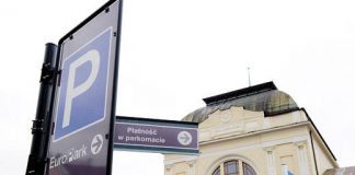 dworzec parkingi