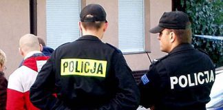 napad policja