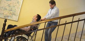 niepelnosprawni Schodolaz