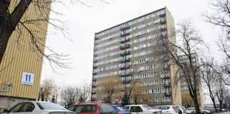 samochody parkowanie