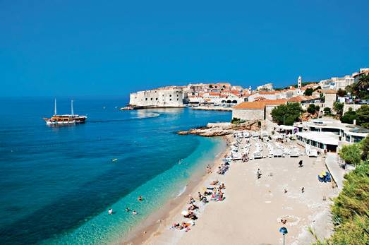 Tygodniowy wypoczynek z dojazdem autokarem i własnym wyżywieniem w Chorwacji można kupić już za 1000 zł wakacje