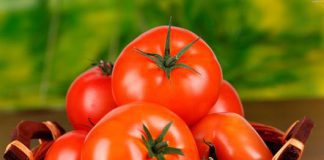 wiklinowy pomidory koszyk