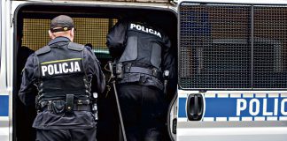 policjanci