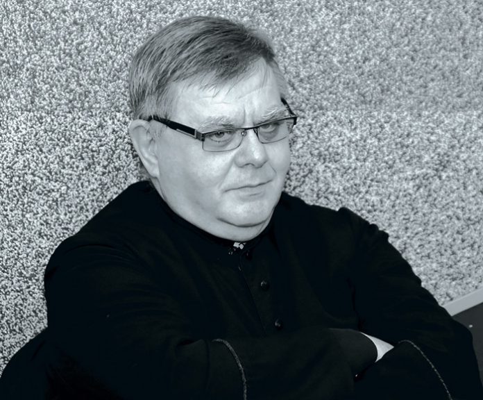 zmarl ksiadz roman kopacz