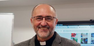 Ksiądz Jacek Gniadek