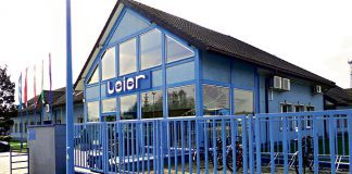 Część pracowników spółki Leier SA cały czas pracuje, przy zachowaniu wszelkich rygorów bezpieczeństwa