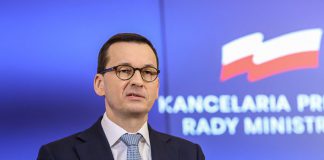 Premier: Musimy przydusić wirusa raz jeszcze