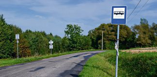 Autobusy przystanekautobusowywZalasowej