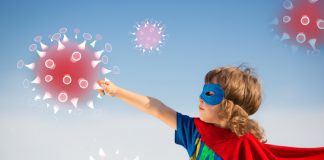 Super dziecko niszczy wirusa