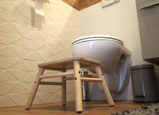 Jak prawidłowo siedzieć na sedesie