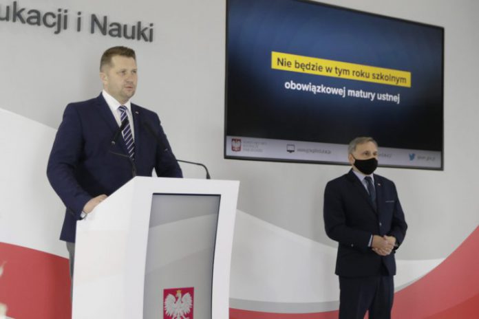 Maturaiegzaminósmoklasisty.MENprzedstawiłorozporządzenie