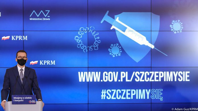 Narodowy Program Szczepień zaprezentowany. Premier: To będzie punkt zwrotny
