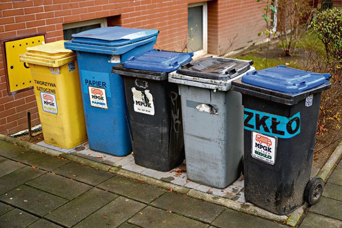 Na tropie śmieciowych kłamstw