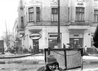 Rozmowy kontrolowane retro temi