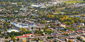 Spór Tarnowa z gminami