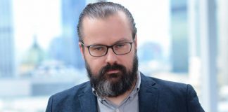 Dziennikarz TVN uznaje, że TVP nie przeprosiła go tak, jak nakazał sąd