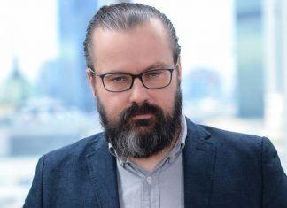 Dziennikarz TVN uznaje, że TVP nie przeprosiła go tak, jak nakazał sąd