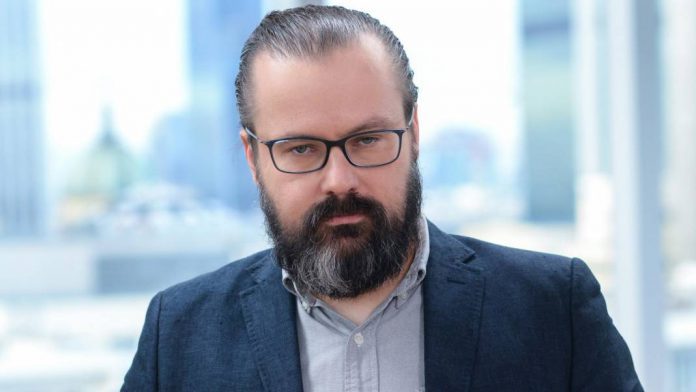 Dziennikarz TVN uznaje, że TVP nie przeprosiła go tak, jak nakazał sąd