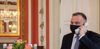 Ostra wymiana zdań między prezydentem a byłymi premierami