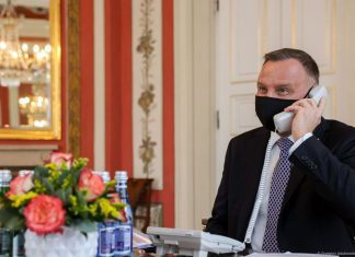 Ostra wymiana zdań między prezydentem a byłymi premierami