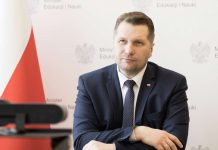 Przemysław Czarnek: Podręcznik do Historii i Teraźniejszości jest świetny