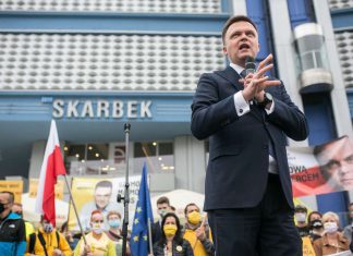 Który polityk cieszy się największym zaufaniem wśród młodych? [SONDAŻ]