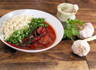 Curry z botwinki i bakłażana