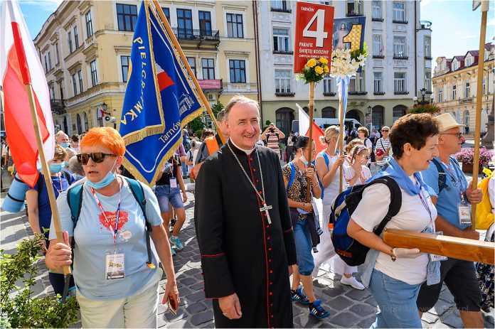 Piesza pielgrzymka ponownie w formie sztafety
