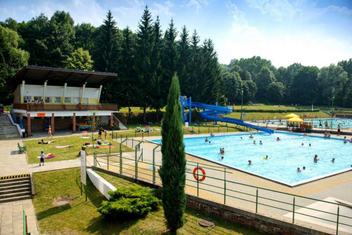 Basen letni w Tarnowie