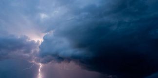 Alert IMGW - Burze z gradem spodziewane w Tarnowie i okolicach