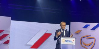 Konfrontacja Donalda Tuska z dziennikarzem TVP Info