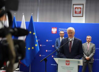 Lex TVN. Politycy komentują ustawę proponowaną przez PiS