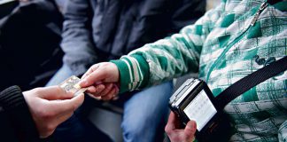 kontrolerzy biletów w tarnowskich autobusach