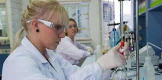 Laboratorium chemiczne PWSZ w Tarnowie