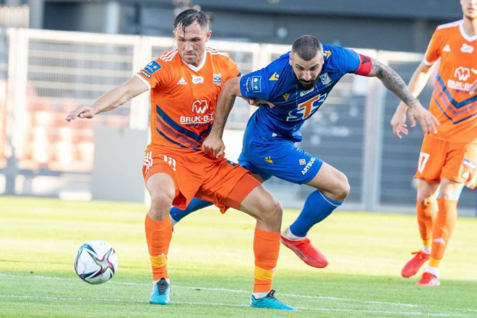 Bruk-Bet-Lech-Poznań PKO Ekstraklasa. Poznańska lokomotywa odjechała Słoniom