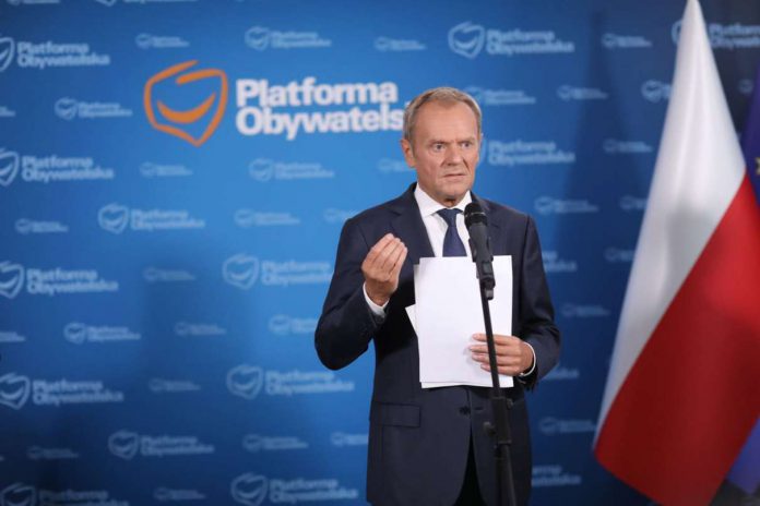 Donald Tusk nie gryzie się w język. "Nie ma czegoś takiego jak autorskie pomysły premiera Morawieckiego"