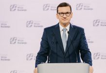 Premier z apelem do TVN: Nie wpisujcie się w rosyjski scenariusz napisany na Kremlu Premier z apelem do TVN: Nie wpisujcie się w rosyjski scenariusz pisany na Kremlu