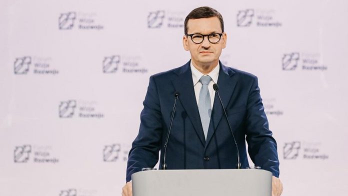 Premier z apelem do TVN: Nie wpisujcie się w rosyjski scenariusz pisany na Kremlu